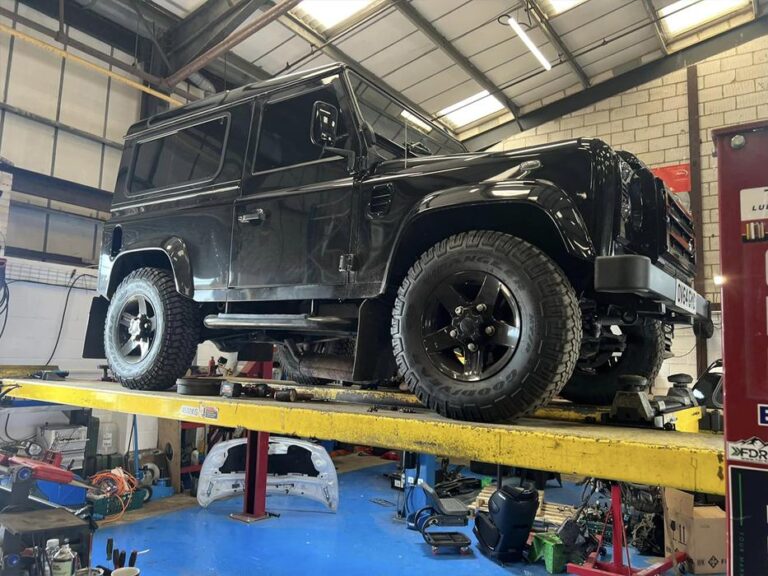 devon 4x4 centre ltd workshop1 700h 768x576